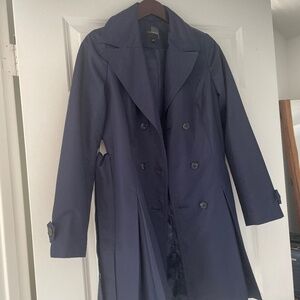 Short trench